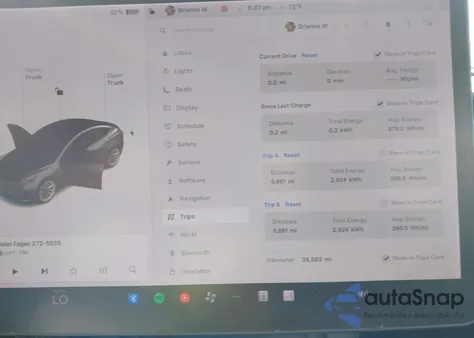 2021 Tesla Model 3 Long Range Dual Motor All-Wheel Drive z USA, uszkodzony, nr VIN 5YJ3E1EB0MF902654